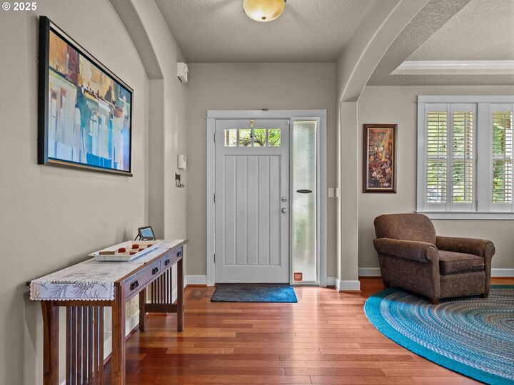 Property Photo:  28571 SW Morningside Ave  OR 97070 