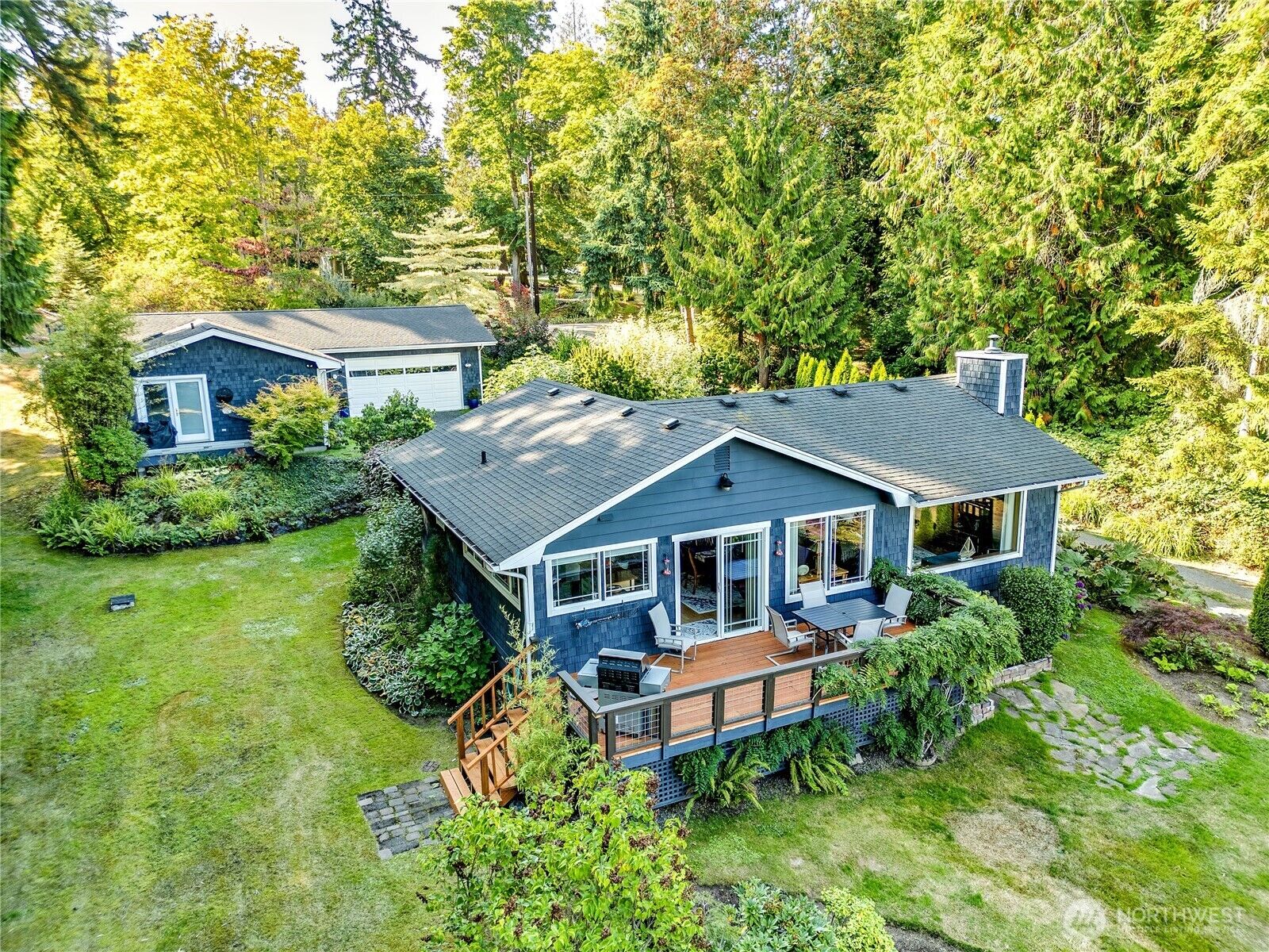 Property Photo: 21582 President Point Road NE WA 98346