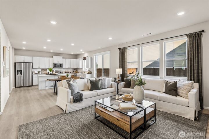 Property Photo: 533 Wall Street 48 WA 98321