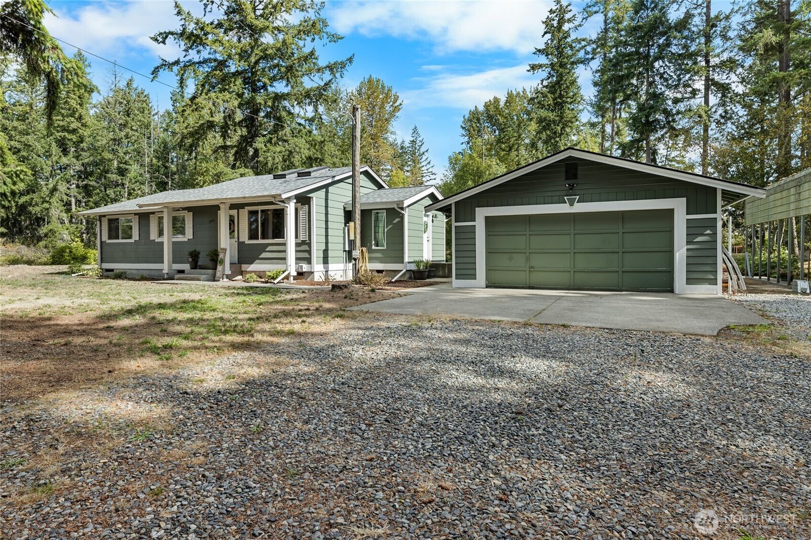 Property Photo: 25313 48th Ave E WA 98338