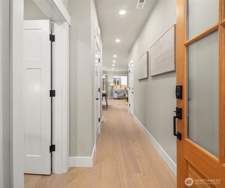 Property Photo: 22210 222nd Street SW WA 98026