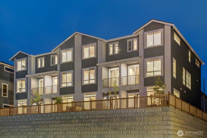 3620 W Mukilteo Boulevard F  Everett WA 98203 photo