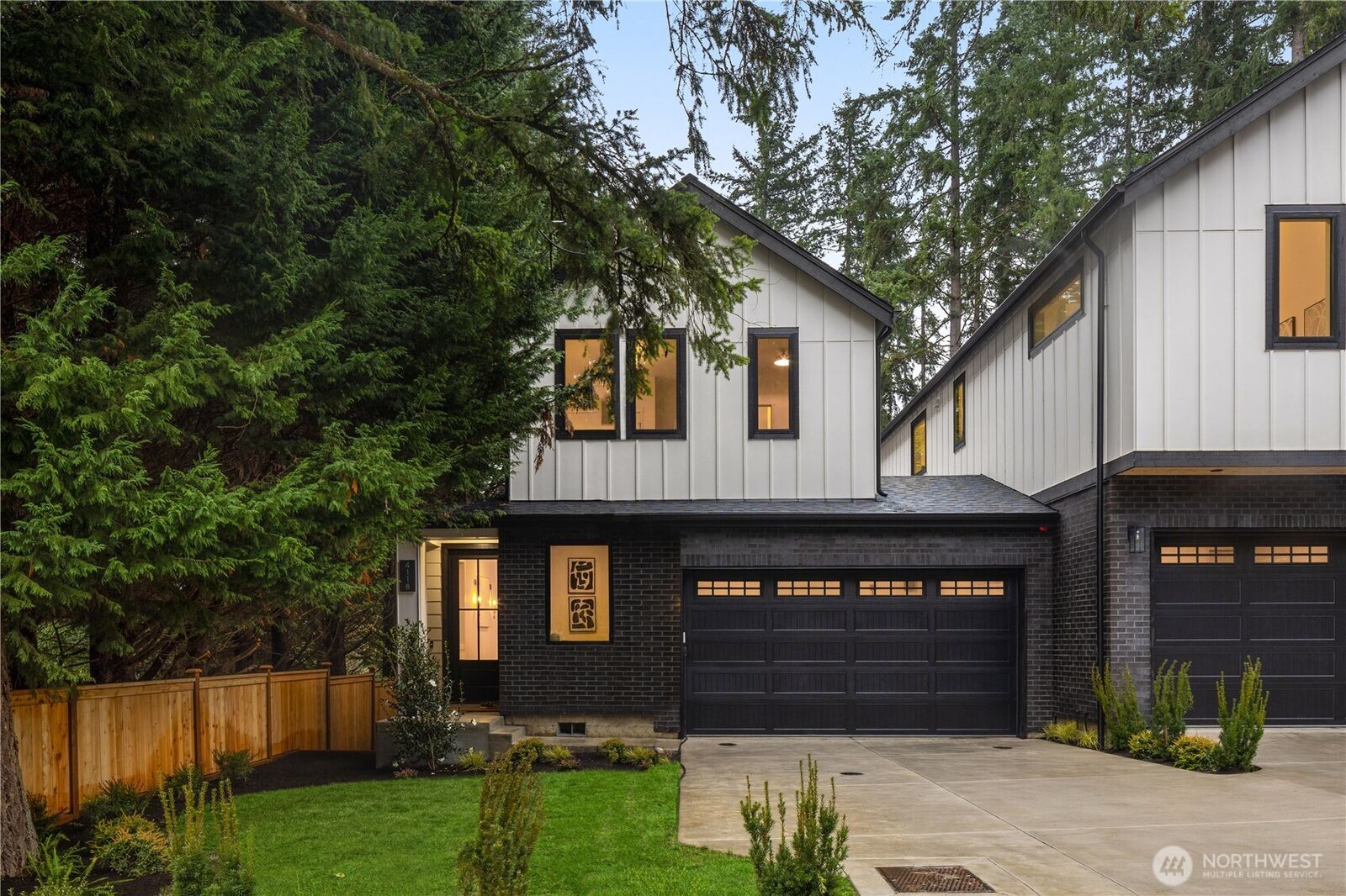 Property Photo:  4118  161st Avenue SE  WA 98006 