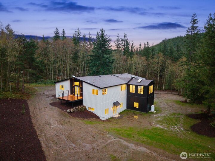 Property Photo:  32922 SE Kuzak Road  WA 98022 