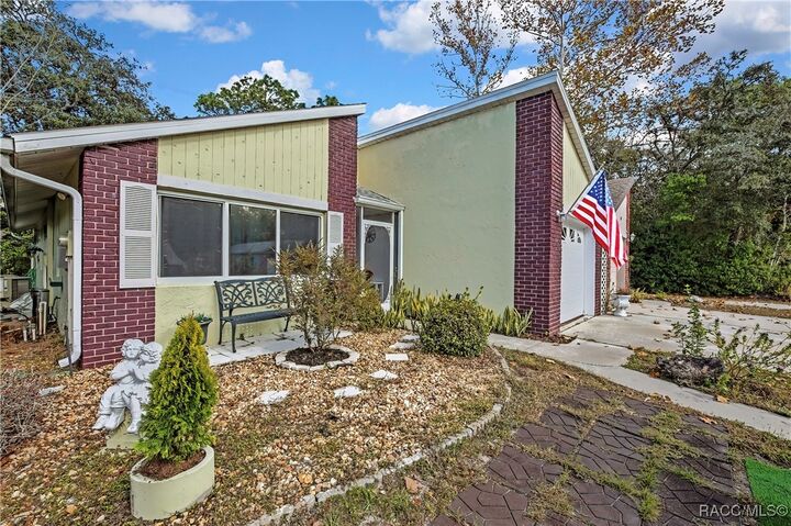 Property Photo:  10 Chinaberry Circle  FL 34446 