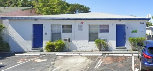 Property Photo:  809 20th Street 9  FL 33407 