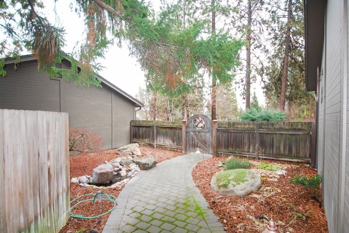 Property Photo:  403 W 29th Ave  WA 99203 
