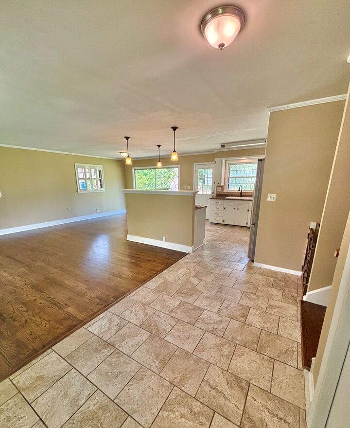 Property Photo: 2203 Stonebridge Rd. AL 36301