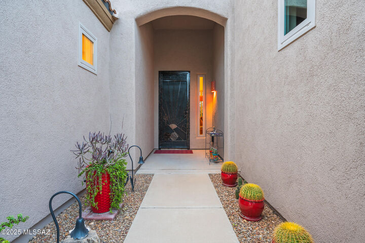 Property Photo:  5259 N Fairway Heights Drive  AZ 85749 