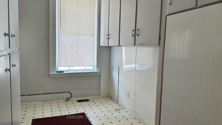 Photo de la propriété: 116 Adelaide Street N Main ON N6B 3G8