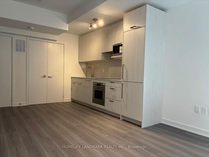 Property Photo:  71 Curlew Drive 90  ON M3A 0B2 