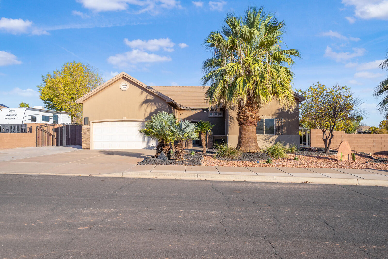 Property Photo: 249 S 100 W UT 84738