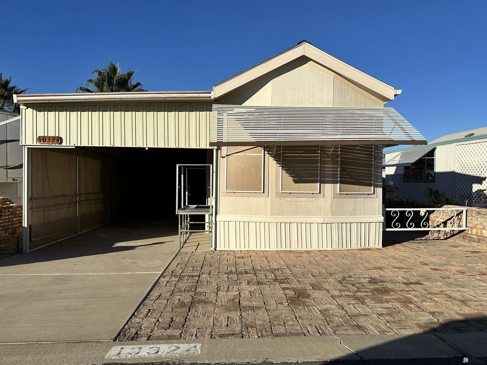 Property Photo:  10324 E 30 Pl  AZ 85365 