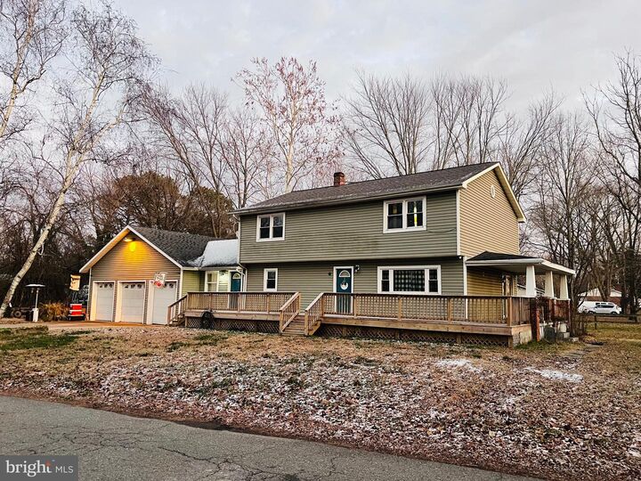 Property Photo: 320 Cedar Avenue VA 22443