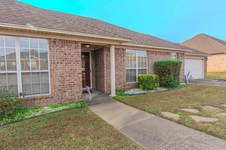 Property Photo: 113 Pinnacle Drive AR 72022