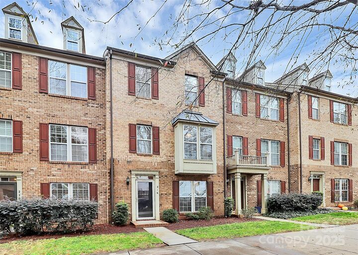 Property Photo:  216 W Bland Street  NC 28203 