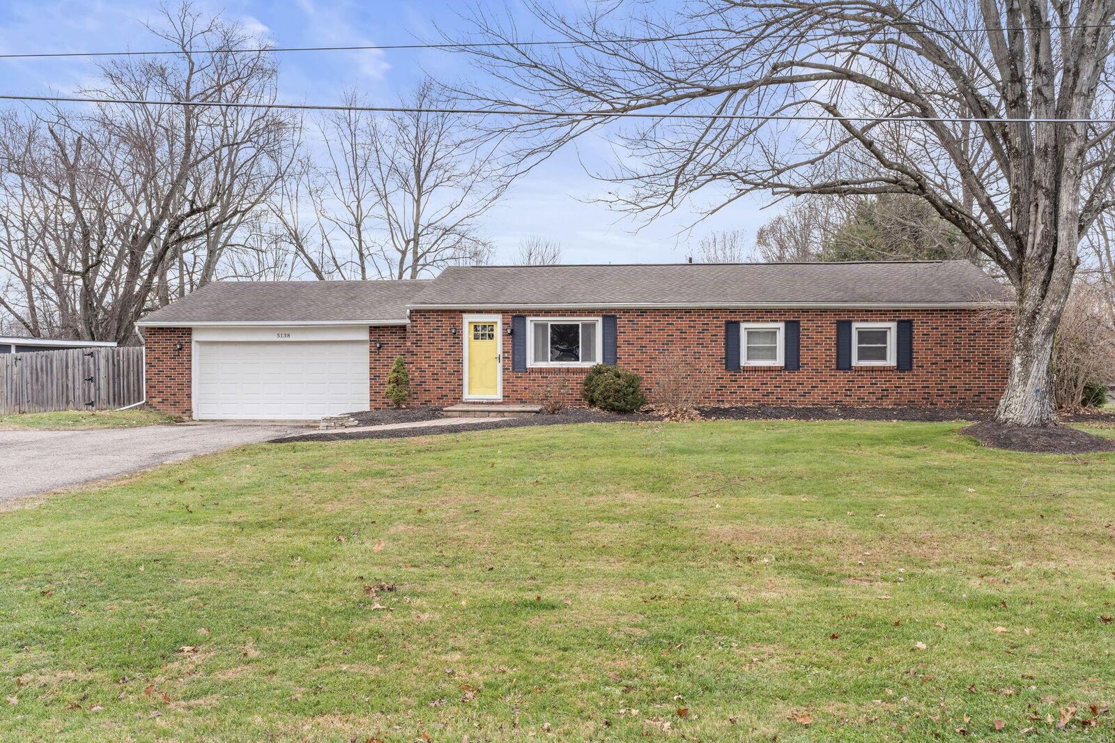Property Photo: 5138 Harlem Road OH 43021