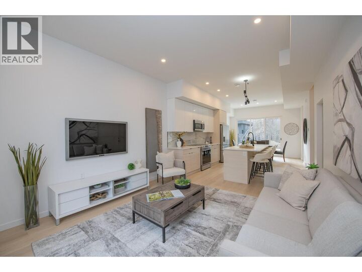 Property Photo: 9188 Tronson Road 4 BC V1H 1E2