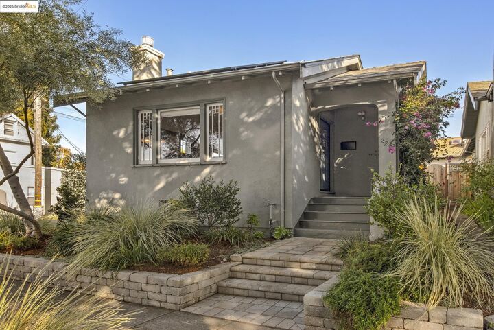Property Photo: 2201 McGee Ave CA 94703