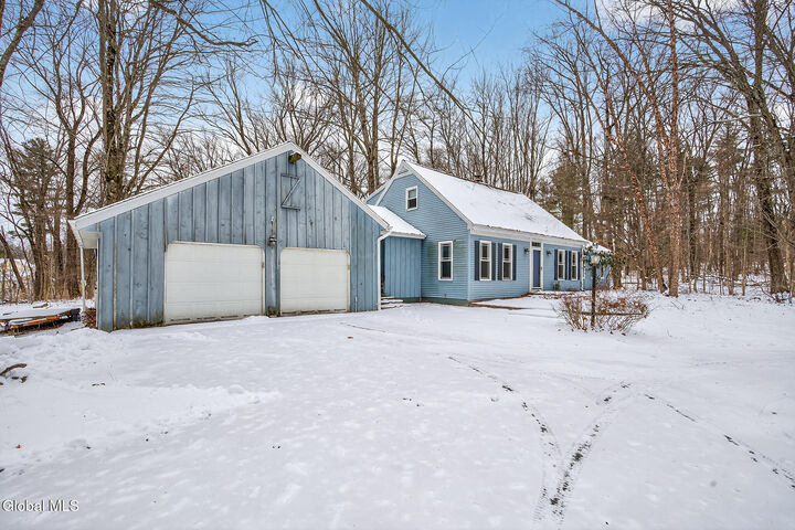 Property Photo:  148 Appleton Road  NY 12148 