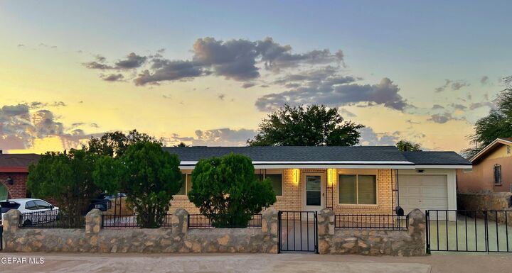 7531 Wilcox Drive  El Paso TX 79915 photo