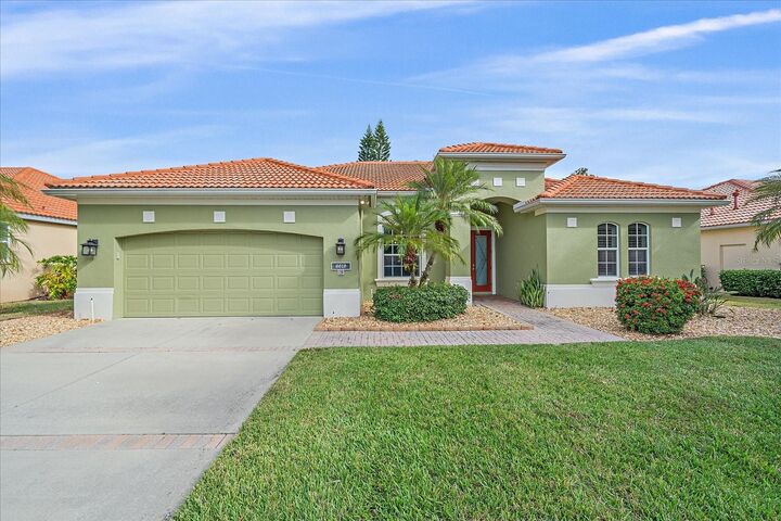 Property Photo:  6619 Pinefeather Court  FL 34203 