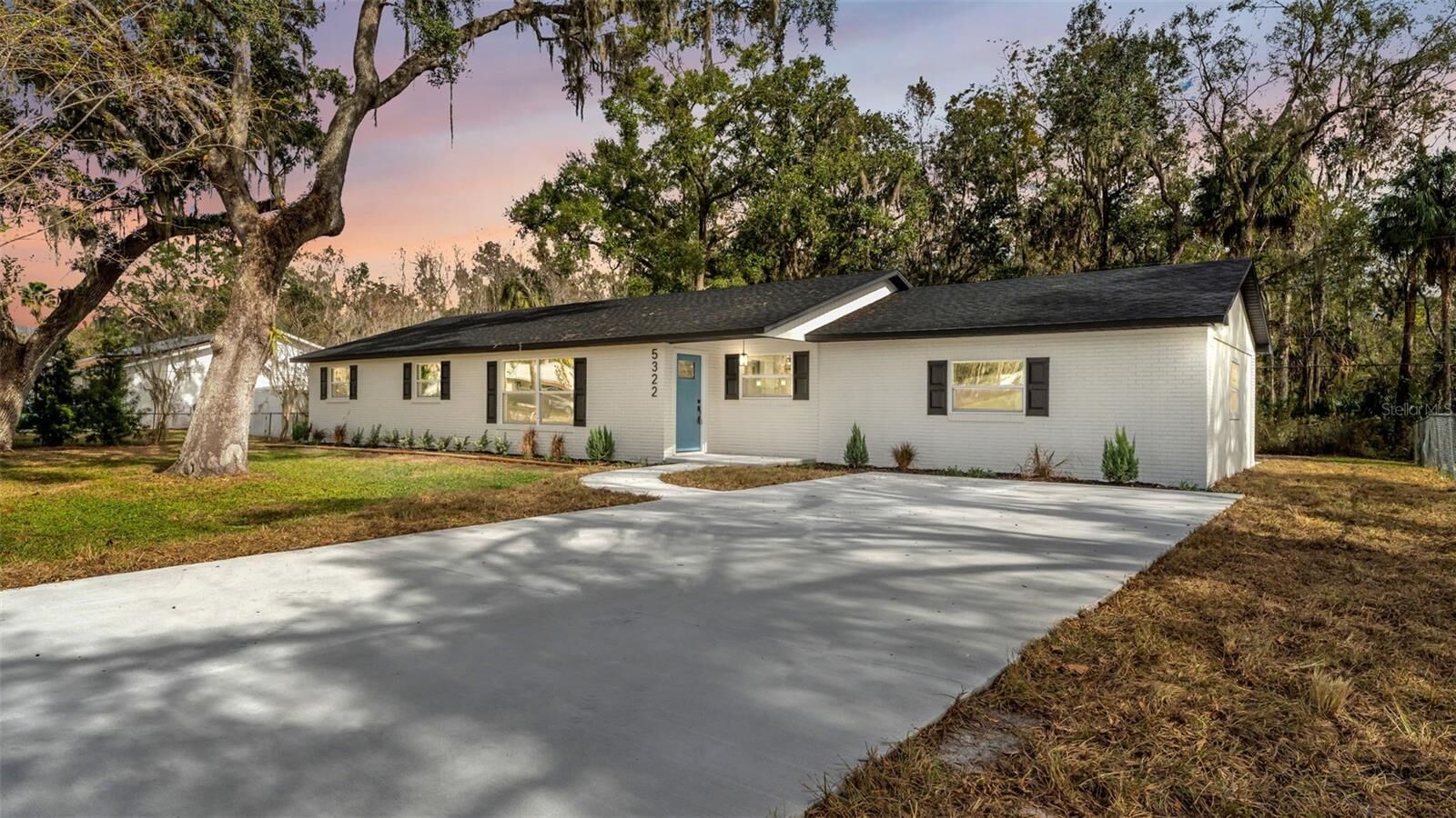 Property Photo:  5322 Forestbrook Drive E  FL 33811 