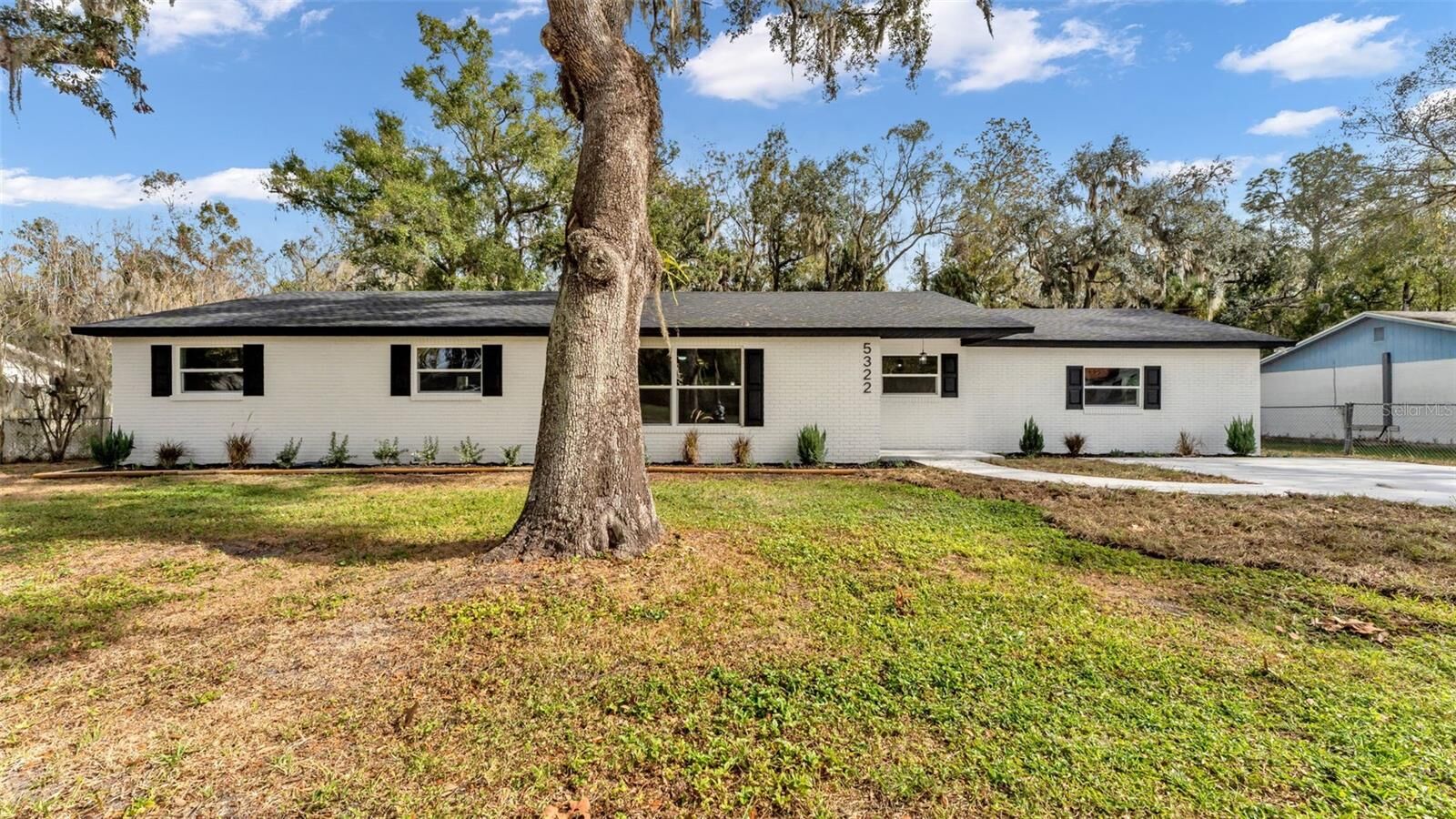 Property Photo:  5322 Forestbrook Drive E  FL 33811 