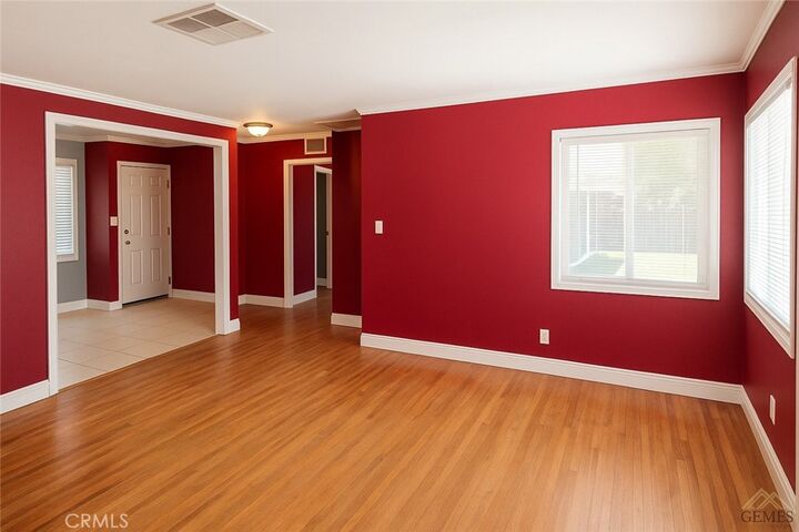 Property Photo: 513 Prosser CA 93309