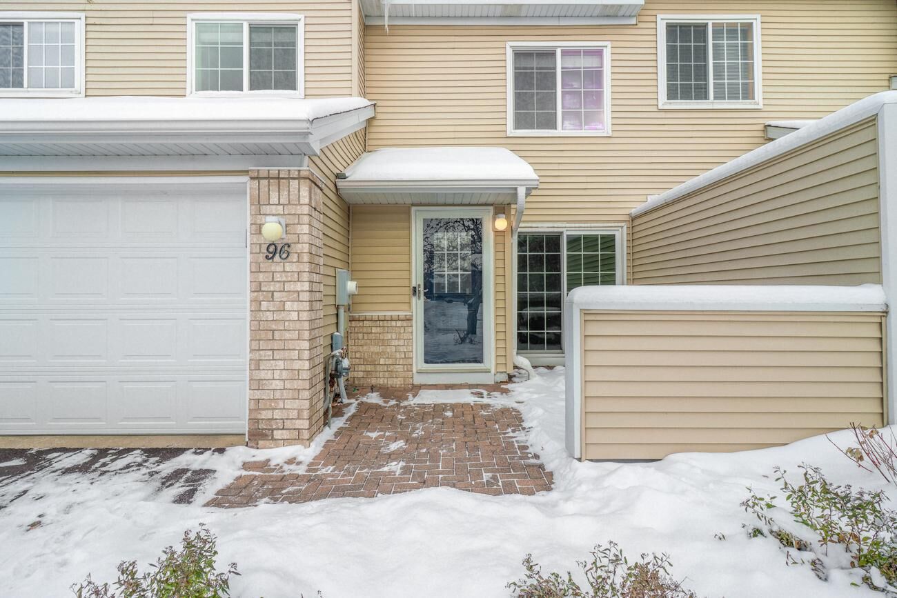 Property Photo: 2230 Ranchview Lane N 96 MN 55447