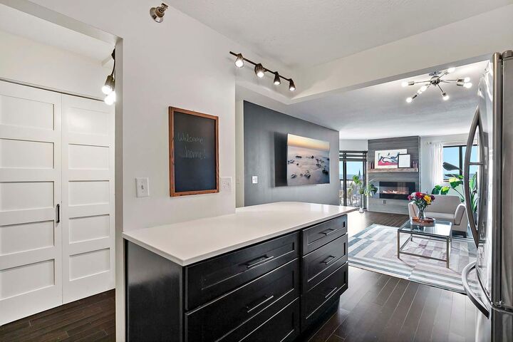 Property Photo: 78 10th Street E 2004 MN 55101