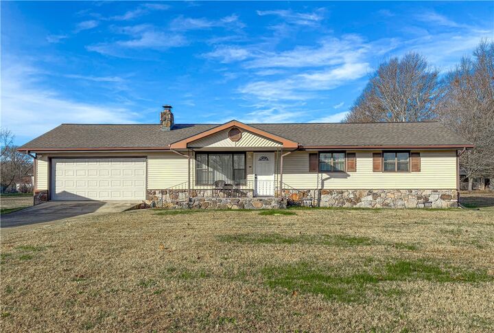 Property Photo: 7341 Steven Street AR 72601