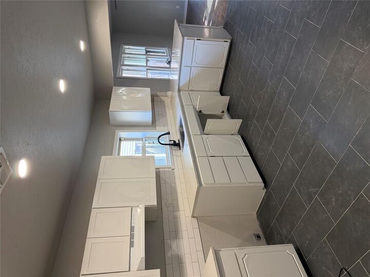 Property Photo: 828 S 16th Street OK 73018