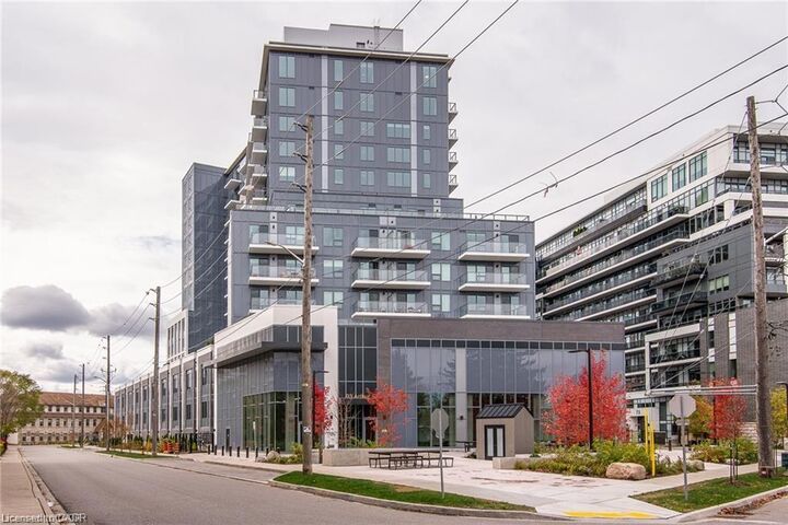 Property Photo:  93 Arthur Street S 1303  ON N1E 0T3 