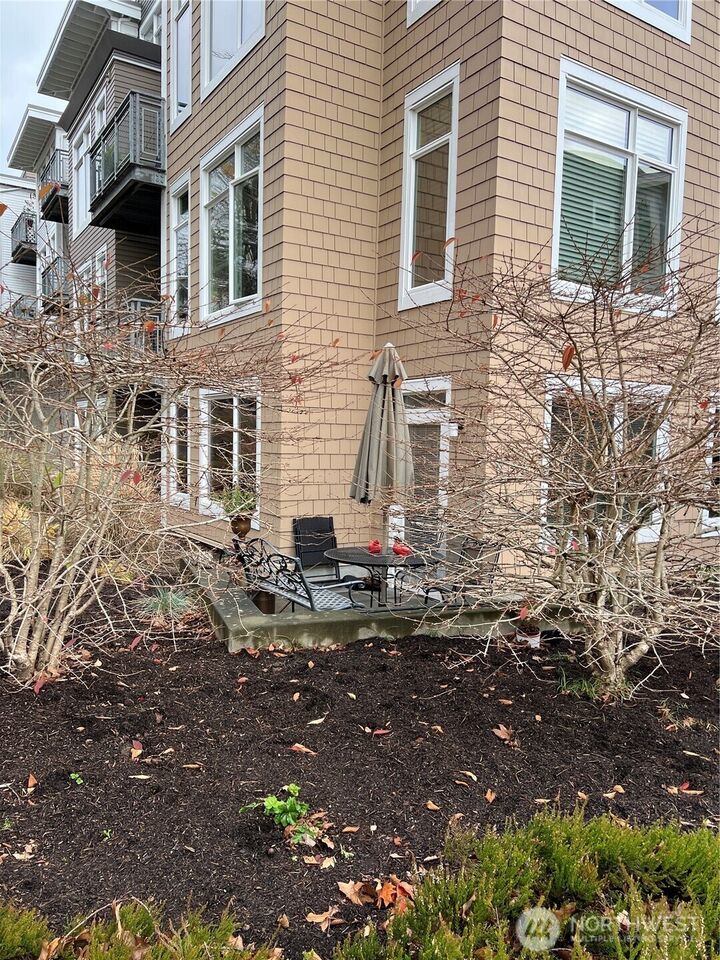 Property Photo:  145  Ferncliff Avenue NE D135  WA 98110 