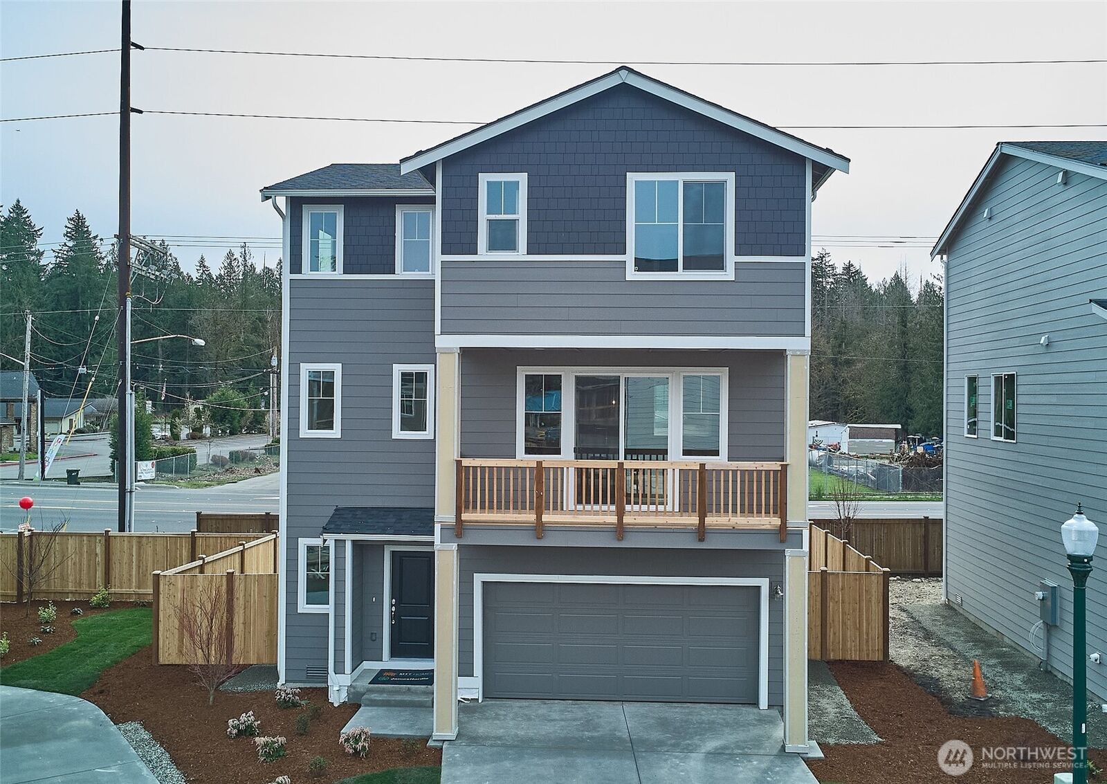 Property Photo: 18527 SE 271st Court WA 98042