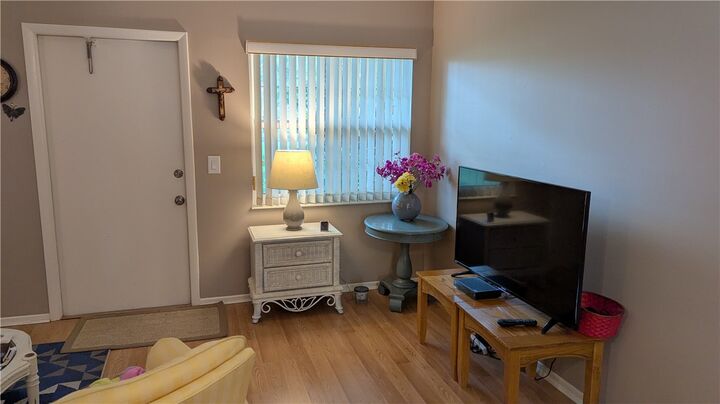 Property Photo:  21 Vista Gardens Trail 104  FL 32962 