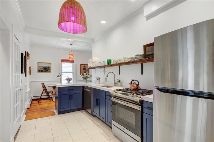 Property Photo:  24 Hunter Avenue  RI 02840 