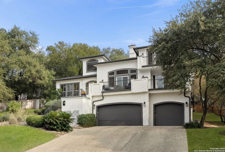 Property Photo: 12 Inwood Bluff TX 78248