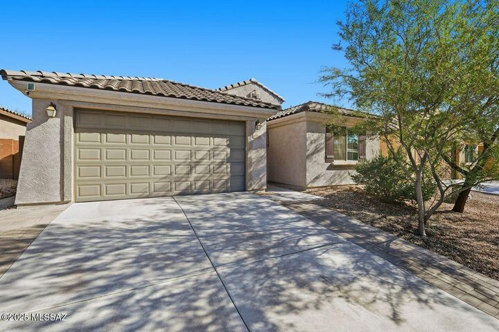 11994 N Renoir Way  Marana AZ 85742 photo