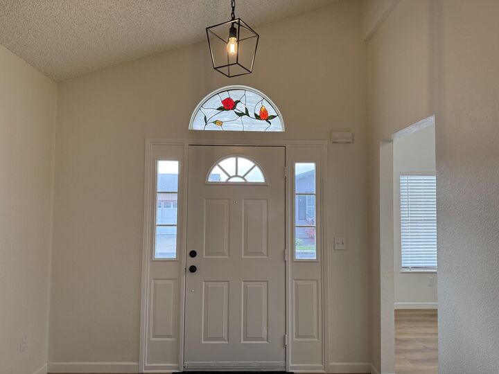 Property Photo:  4618 S Verde Vista Street  CA 93277 