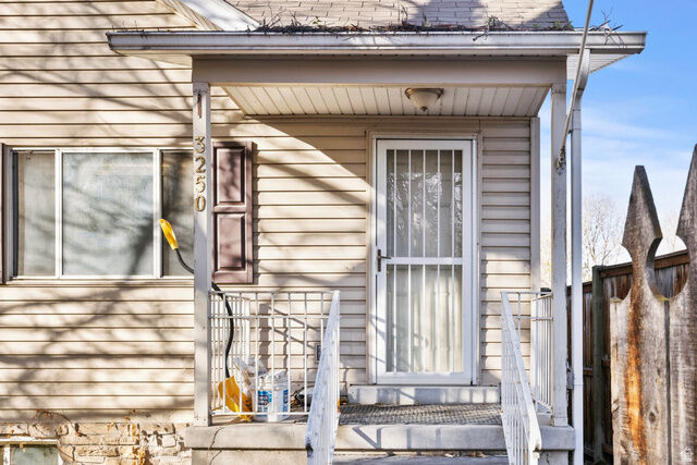 Property Photo: 3250 S 600 E UT 84106