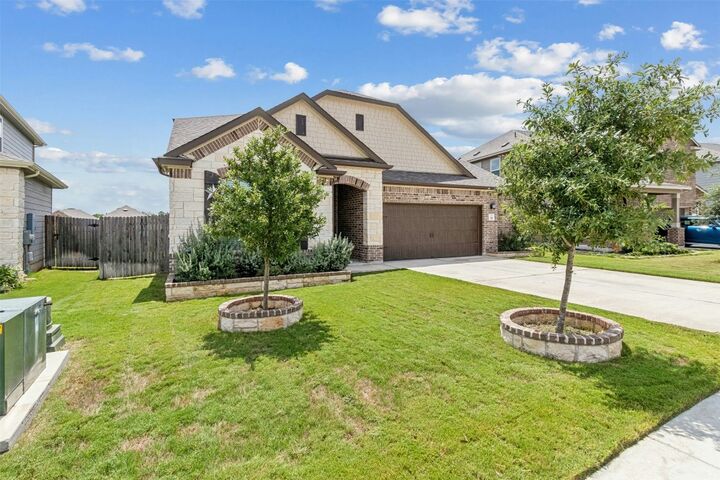 Property Photo: 170 Kennicott Drive TX 78640