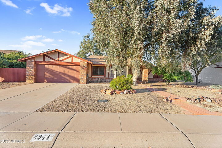 Property Photo: 8944 E Friess Drive AZ 85260