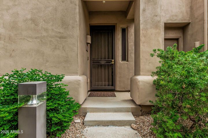 Property Photo: 16420 N Thompson Peak Parkway 2101 AZ 85260