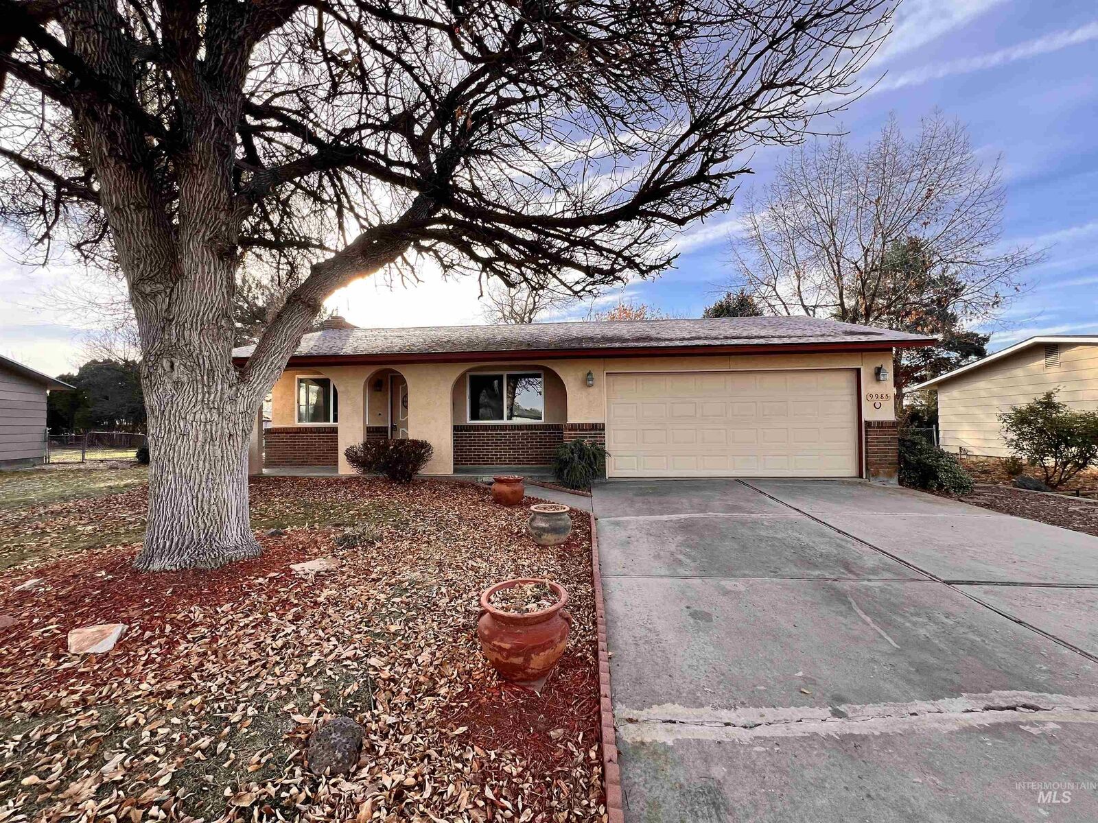 Property Photo:  9985 W. Canterbury Dr.  ID 83704 