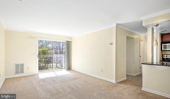 Property Photo:  14807 Rydell Road 103  VA 20121 