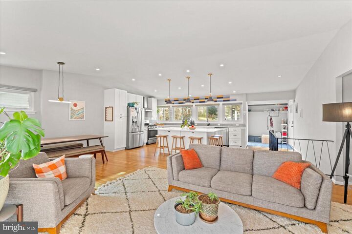 Property Photo:  13501 Collingwood Terrace  MD 20904 