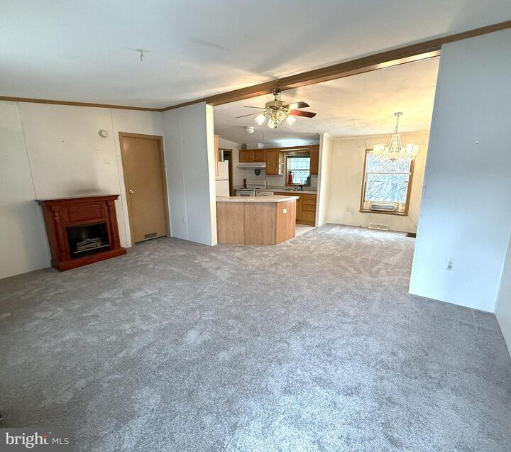 Property Photo:  44 Sarasota Circle  PA 17015 