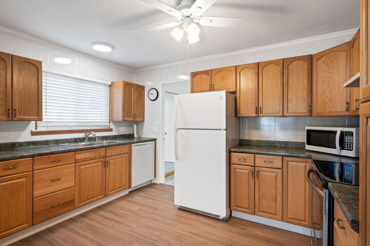 Property Photo:  77145 Minnesota Avenue  CA 92211 